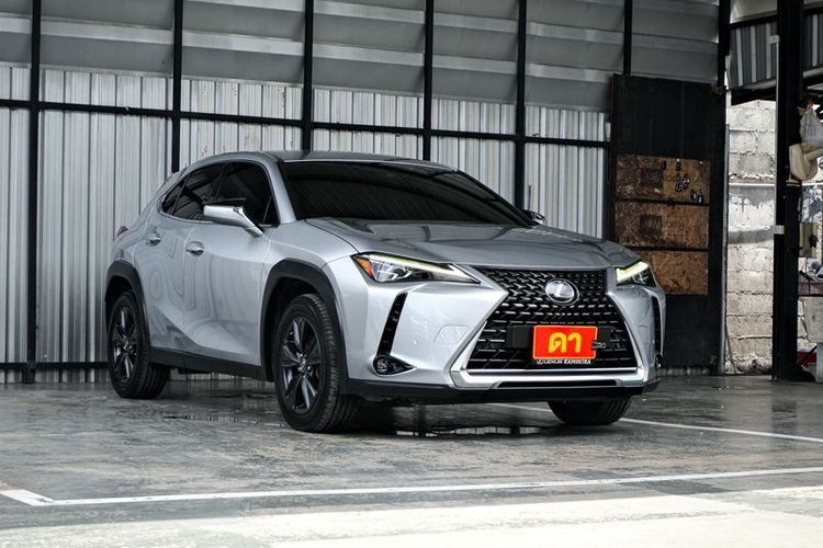 รถ Lexus UX250h Grand Luxury สี เทา