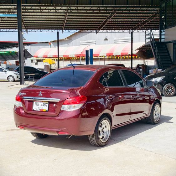 Mitsubishi Attrage 2016 1.2 GLX Sedan เบนซิน ไม่ติดแก๊ส เกียร์อัตโนมัติ แดง รูปที่ 2