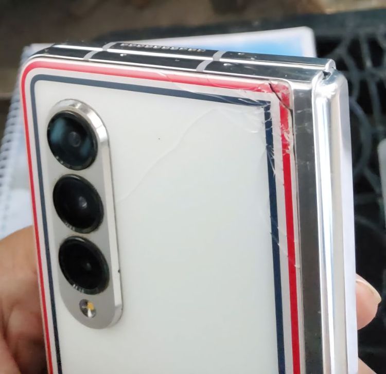 Samsung Galaxy Z Fold3 Thom Browne Edition 512GB รูปที่ 14