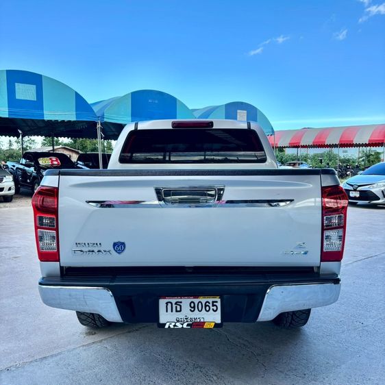 Isuzu D-MAX 2017 1.9 Hi-Lander Z Pickup ดีเซล ไม่ติดแก๊ส เกียร์ธรรมดา เทา รูปที่ 4