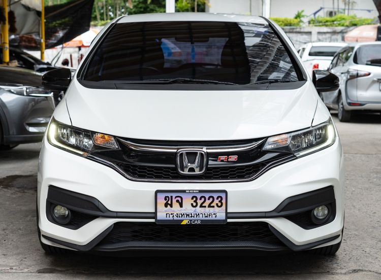 รถ Honda Jazz 1.5 RS i-VTEC สี ขาว