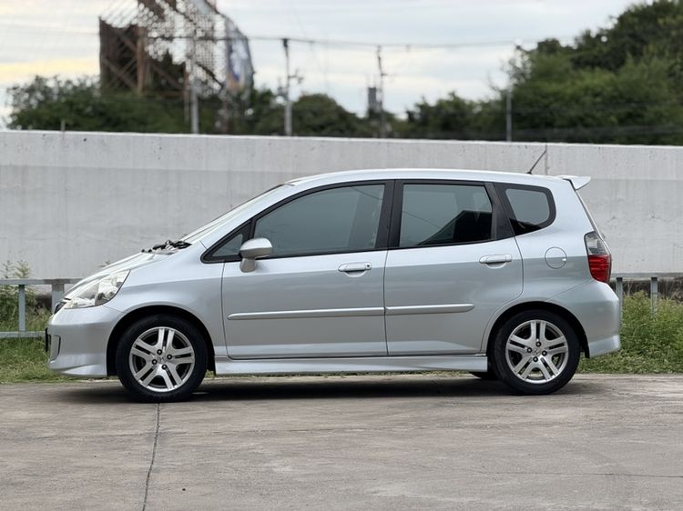 Honda Jazz 2007 1.5 E-V VTEC Sedan เบนซิน เกียร์อัตโนมัติ บรอนซ์เงิน
