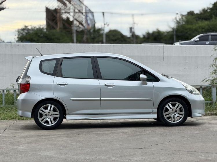 Honda Jazz 2007 1.5 E-V VTEC Sedan เบนซิน เกียร์อัตโนมัติ บรอนซ์เงิน รูปที่ 3