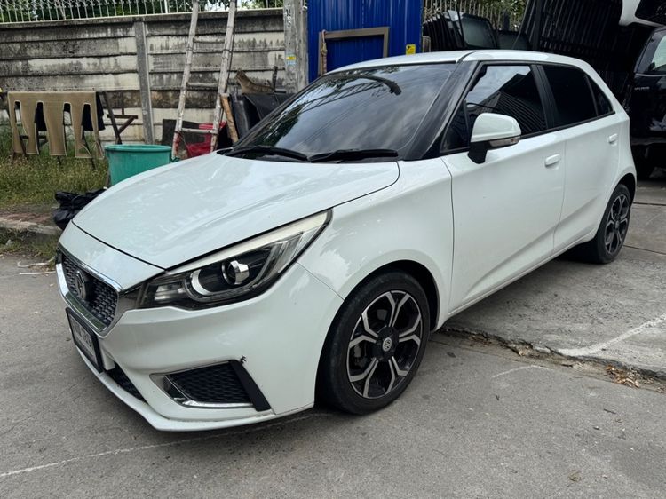 MG MG3 2019 1.5 X Limited Sedan เบนซิน ไม่ติดแก๊ส เกียร์อัตโนมัติ ขาว รูปที่ 2