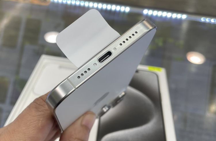 iphone 15 pro max 256GB สีขาว สวยมาก รูปที่ 4