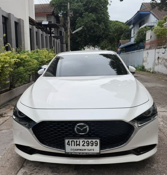 รถ Mazda Mazda3 2.0 SP Sports สี ขาว