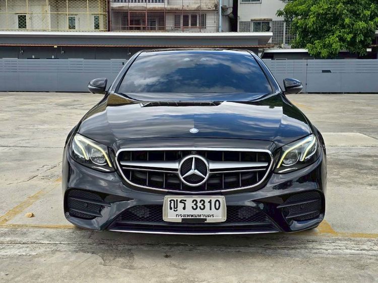 รถ Mercedes-Benz E-Class E220d สี ดำ
