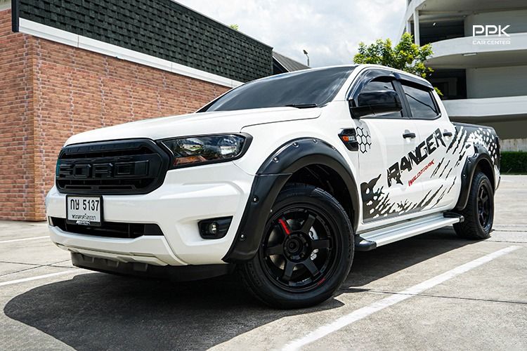 รถ Ford Ranger 2.2 XL สี ขาว