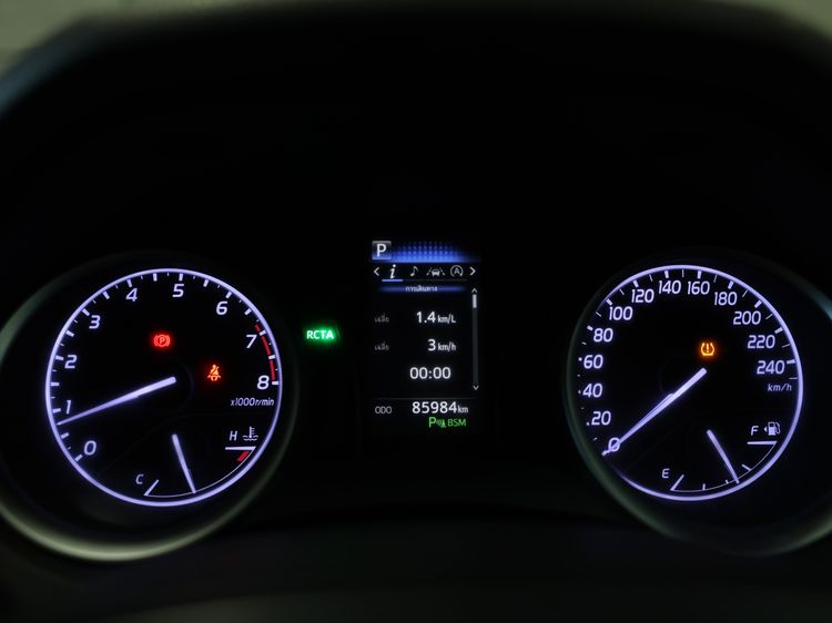 Toyota Camry 2021 2.0 G Sedan เบนซิน ไม่ติดแก๊ส เกียร์อัตโนมัติ ขาว รูปที่ 3
