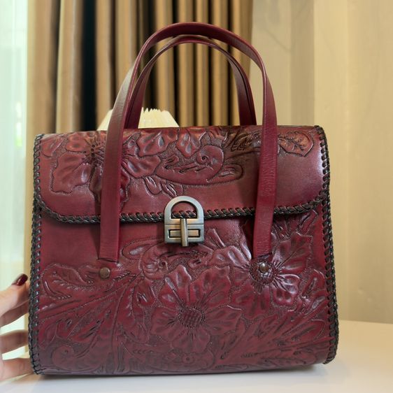 กระเป๋าหนังแกะสลักมือ สไตล์บูติกวินเทจพร้อมส่งค่ะ รูปที่ 4