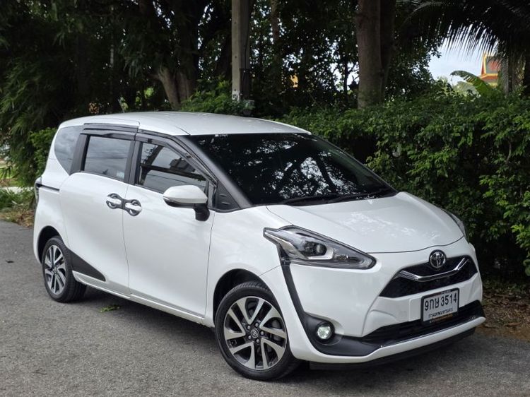 Toyota Sienta 2020 1.5 V Utility-car เบนซิน ไม่ติดแก๊ส เกียร์อัตโนมัติ ขาว รูปที่ 4