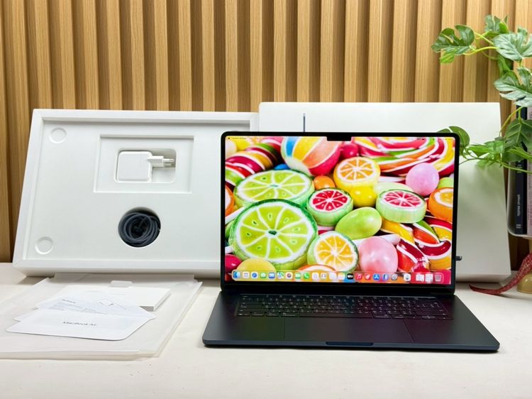 แมค โอเอส 16 กิกะไบต์ อื่นๆ ไม่ใช่ MacBook Air 15-inch M4 2025 Ram16GB SSD256GB Midnight apple care 22 April 2027 