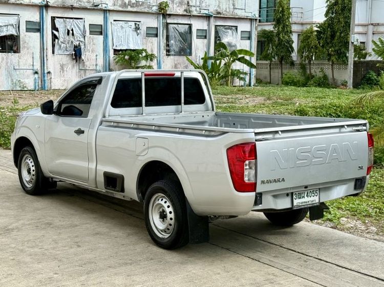 Nissan NP300-NAVARA 2022 2.5 SL Pickup ดีเซล ไม่ติดแก๊ส เกียร์ธรรมดา บรอนซ์เงิน รูปที่ 4