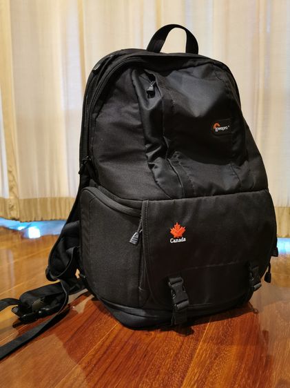 กระเป๋ากล้อง สะพายหลัง  Lowepro