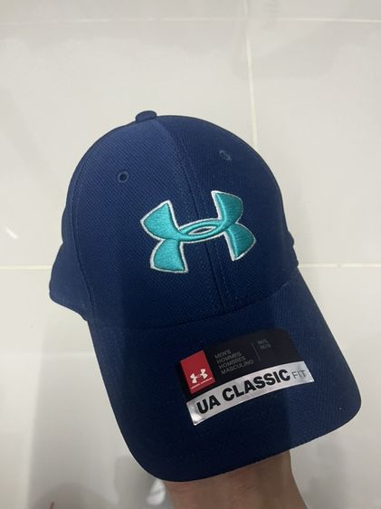 หมวกและหมวกแก๊ป Under Armour UA Classic Fit ของแท้ M/L สภาพใหม่