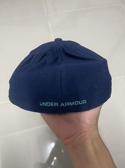 Under Armour UA Classic Fit ของแท้ M/L สภาพใหม่ รูปที่ 2