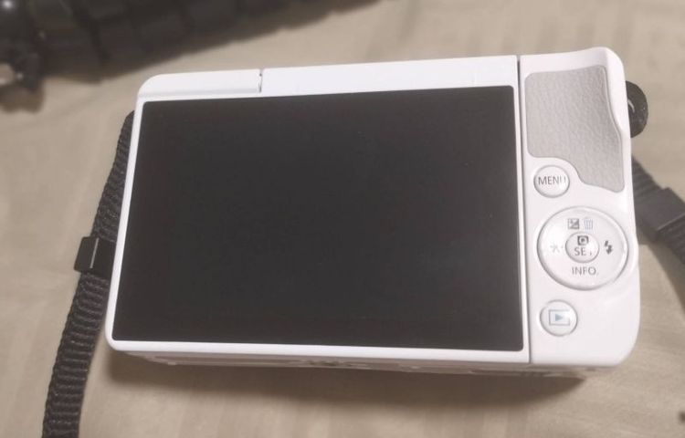 กล้อง CANON M10 มือสองสภาพของใหม่ ใช้ครั้งเดียว (ของแถม 4 รายการ) รูปที่ 7