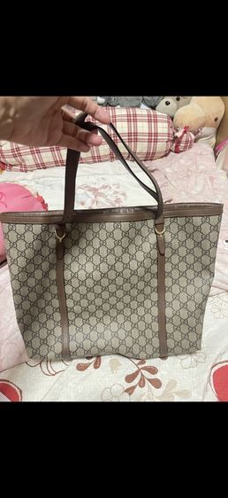 กระเป๋า Gucci tote