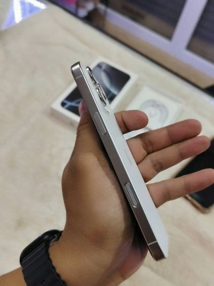 - iPhone 16 Pro Max 512GB White Titanium รูปที่ 7