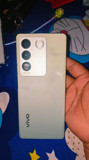 256 GB Vivo V27