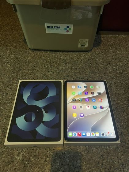 ขายiPadAir5 M1 สีBlue64กิ๊กมีกล่องสภาพสวยๆใช้งานดีถูกมากกกก