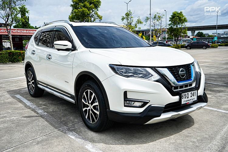 Nissan X-Trail 2019 2.0 V Hybrid 4WD Utility-car ไฮบริด ไม่ติดแก๊ส เกียร์อัตโนมัติ ขาว รูปที่ 3
