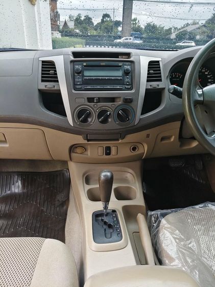 Toyota Hilux Vigo 2010 2.7 G Pickup เบนซิน NGV เกียร์อัตโนมัติ บรอนซ์เงิน