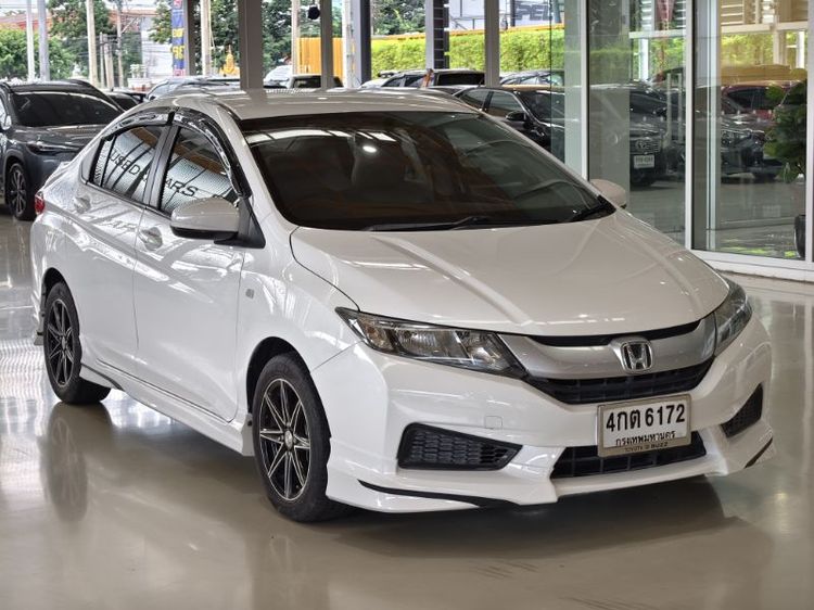รถ Honda City 1.5 S i-VTEC สี ขาว