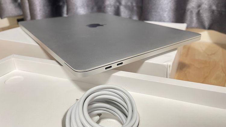 MacBook Pro 13-inch 2020  รูปที่ 6