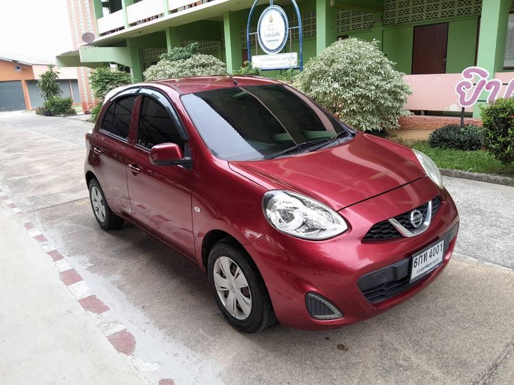 รถ Nissan March 1.2 E สี แดง
