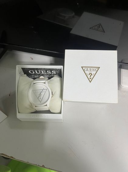 ขาว นาฬิกา Guess