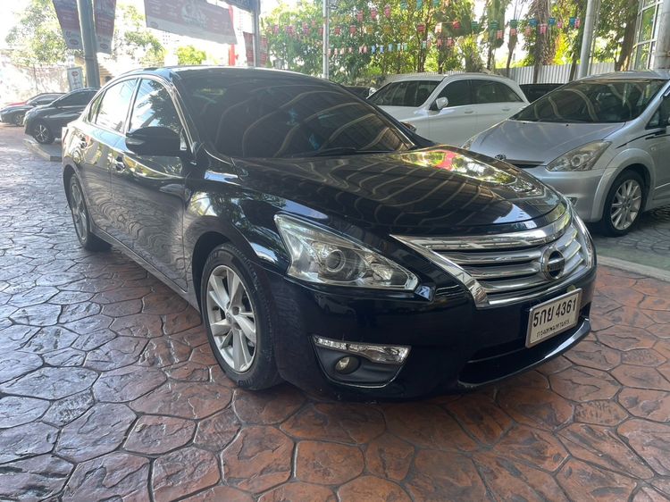 รถ Nissan Teana 2.0 XL สี ดำ