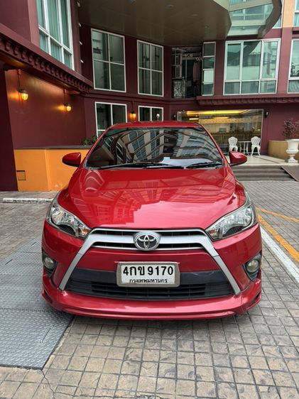 Toyota Yaris 2015 1.2 E Sedan เบนซิน ไม่ติดแก๊ส เกียร์อัตโนมัติ แดง