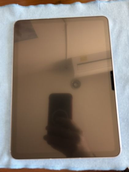 Ipad Air M4 11inch 128g wifi cellaular ฟิลมหน้า Spigen EZ Fit  ฟิลม์หลัง Focus deco shield warranty May 30 , 2027 Battery cycle count 1 รูปที่ 5