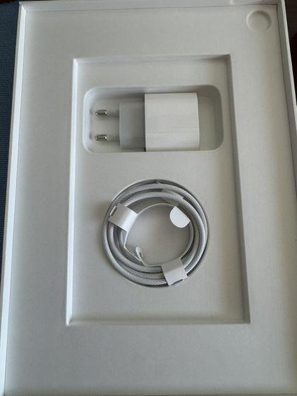 Ipad Air M4 11inch 128g wifi cellaular ฟิลมหน้า Spigen EZ Fit  ฟิลม์หลัง Focus deco shield warranty May 30 , 2027 Battery cycle count 1 รูปที่ 17