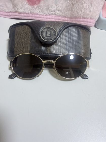 แว่นตากันแดดFendi