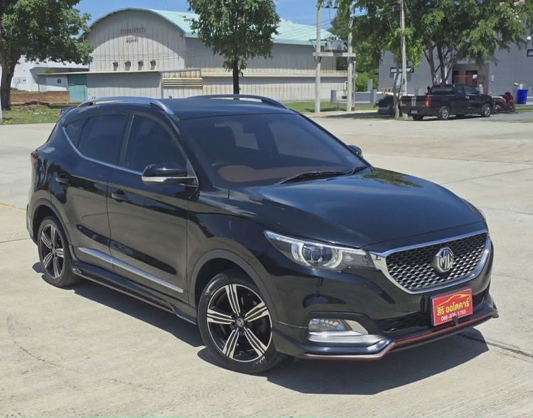 รถ MG ZS 1.5X+ Sunroof สี ดำ