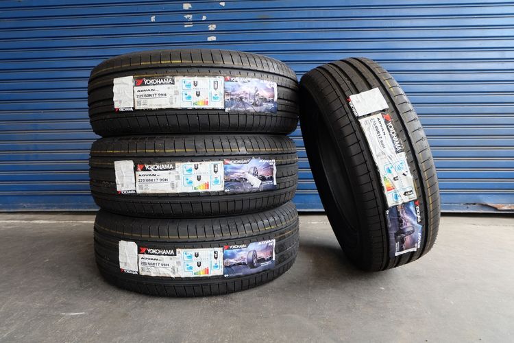 🚩 ยางใหม่ Yokohama รุ่น Advan V61 ขนาด 225 60R17 ปี25