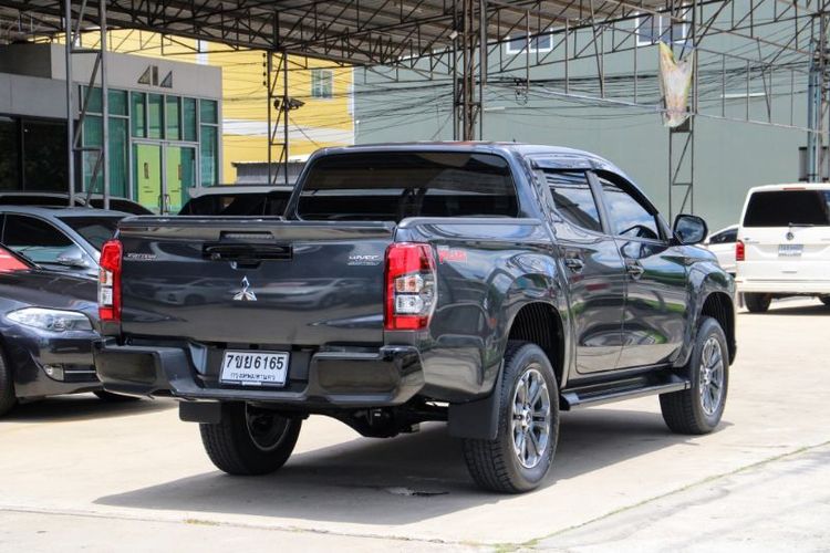 Mitsubishi Triton 2022 2.4 GLS Plus Pickup ดีเซล เกียร์อัตโนมัติ เทา รูปที่ 4