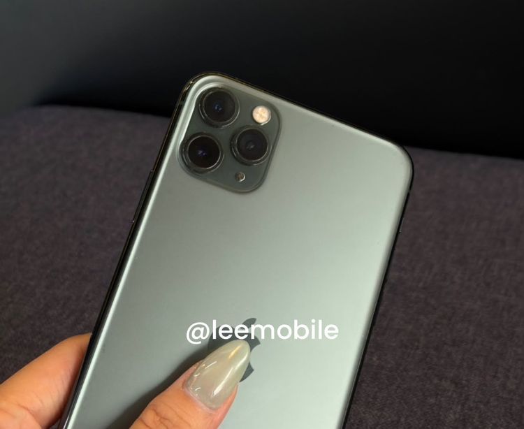 iPhone 11 pro Max รูปที่ 2