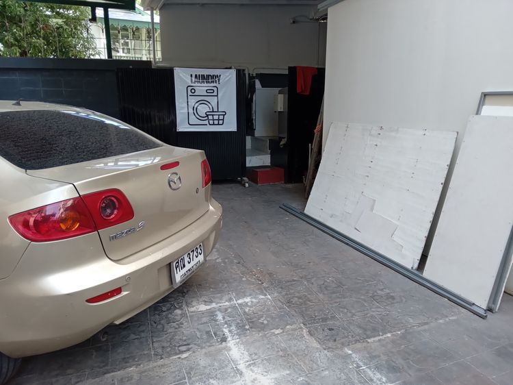 รถ Mazda Mazda3 1.6 V สี บรอนซ์ทอง