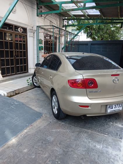 Mazda Mazda3 2004 1.6 V Sedan เบนซิน เกียร์ธรรมดา บรอนซ์ทอง รูปที่ 2