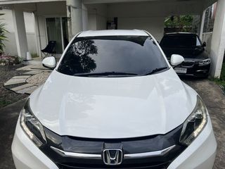 🚗 ขาย Honda HR-V 1.8 E ปี 2015 (AT) สีขาว💰 ราคา 300,000 บาทเครื่องยนต์ เบนซิน 1.8 ลิตร