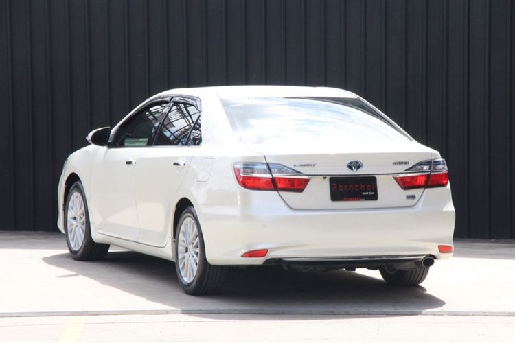 Toyota Camry 2016 2.5 Hybrid Sedan ไฮบริด ไม่ติดแก๊ส เกียร์อัตโนมัติ ขาว รูปที่ 4