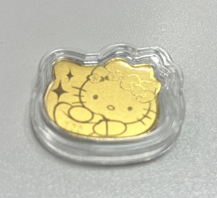แผ่นทองคำแท้ Chow Tai Fook ลาย Hello Kitty น้ำหนัก 0.18