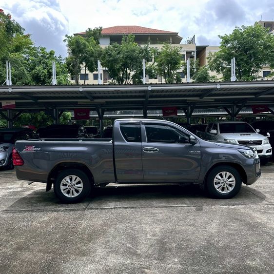 Toyota Hilux Revo 2022 2.4 Z Edition Entry Pickup ดีเซล เกียร์ธรรมดา เทา รูปที่ 4