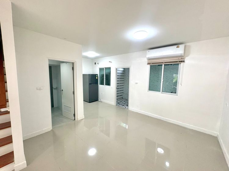 ตกแต่งครบ 🏡Lio Elite วัชรพล-สายไหม ทาวน์เฮ้าส์ 2 ชั้น รูปที่ 4