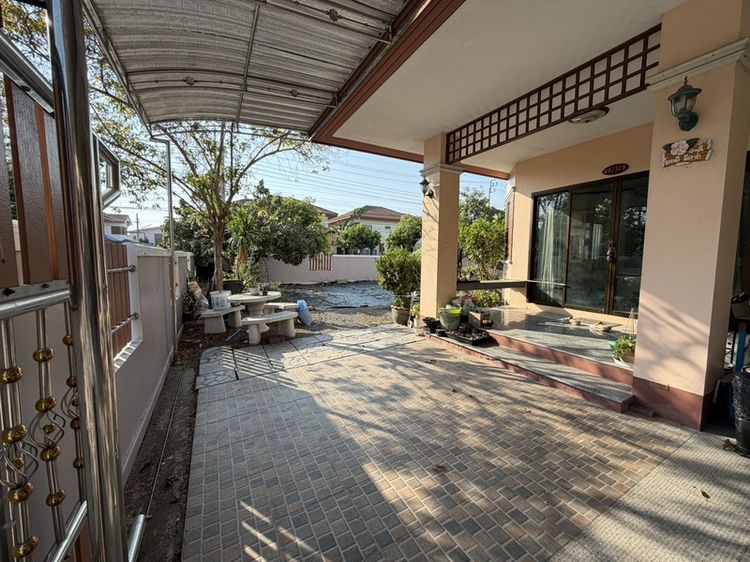 ตกแต่งครบ ใช่ ขายบ้านเดี่ยวหลังมุม ม.เฟื่องสุข4  89.9 ตรว. สภาพดีพร้อมเข้าอยู่ รูปที่ 3