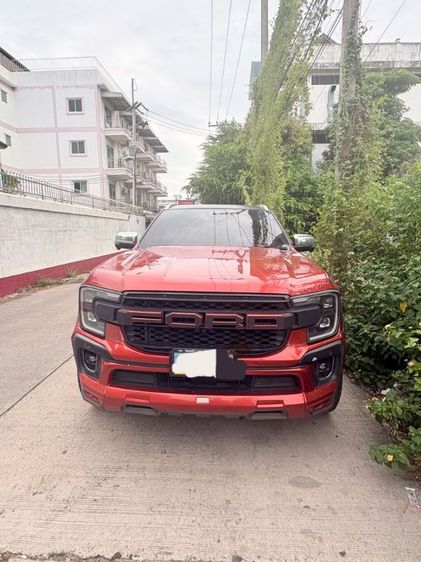 รถ Ford Everest 2.0 Titanium Plus 4WD สี โรสโกลด์