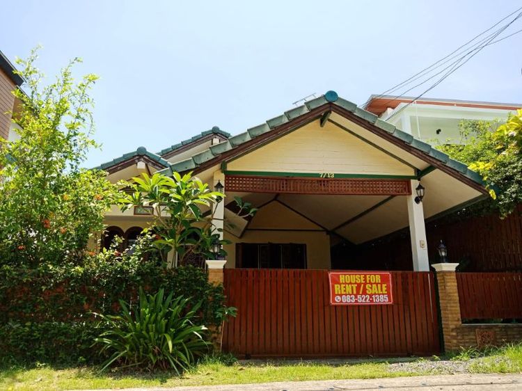 มีบางส่วน สร้างเสร็จก่อน 2010 ใช่ ขายบ้านชั้นเดียวภูเก็ต